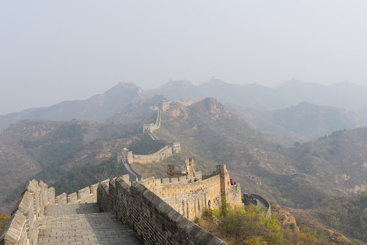 Meandering Wall